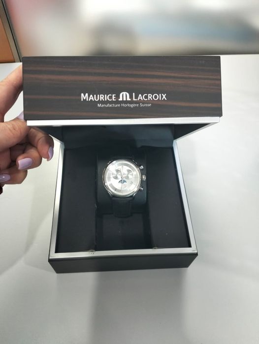 Продам часы Maurice Lacroix