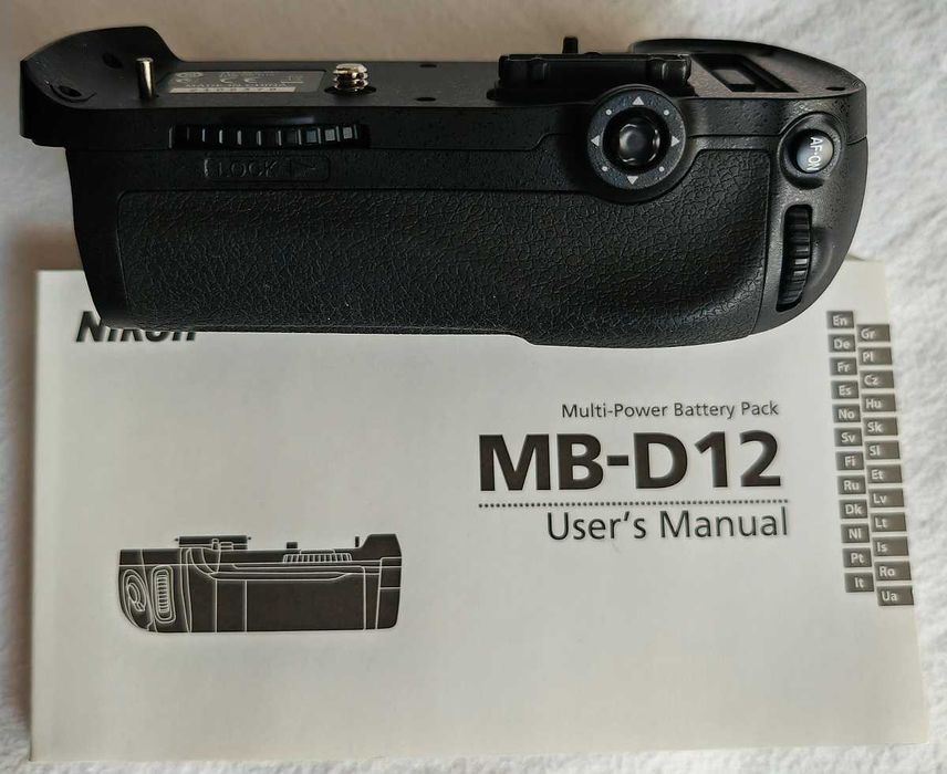 Vand Grip Nikon D800, D800E, D810 - IMPECABIL