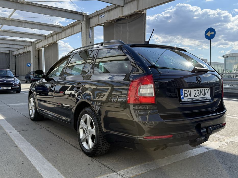 SKODA Octavia 2012 — imagine 2