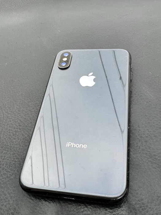 Продам Iphone X.