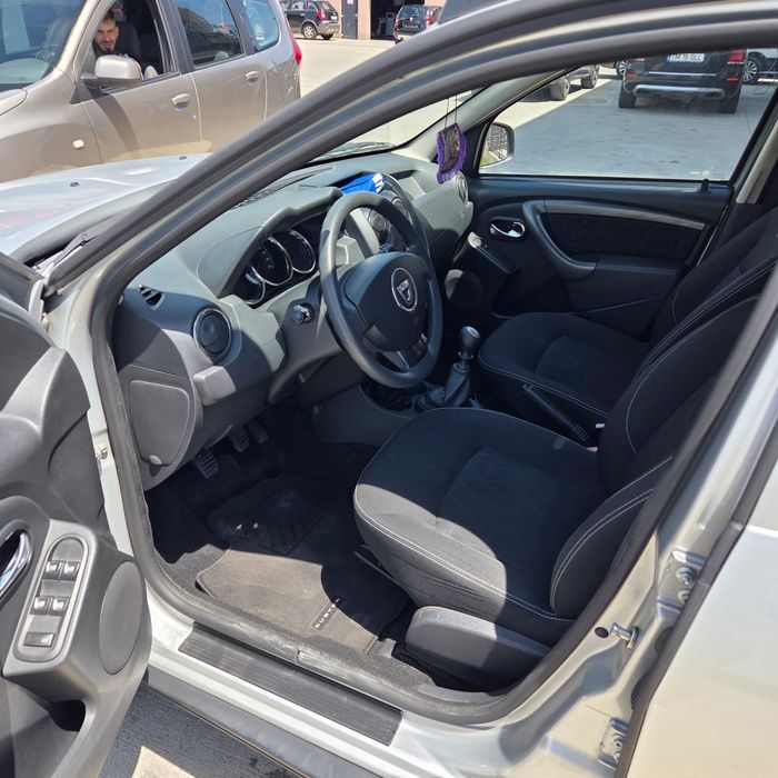 Duster 1,5 D - 97000km  , euro 6 ! 6400€