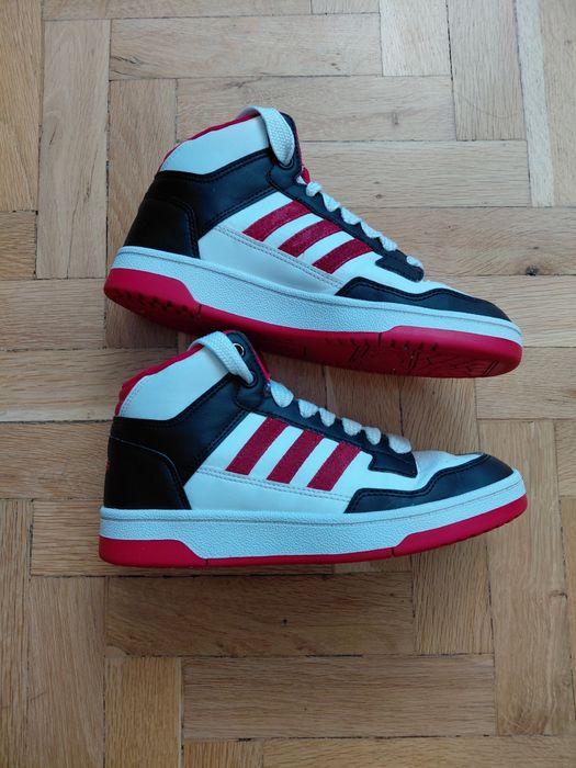 Маратонки Адидас за момче