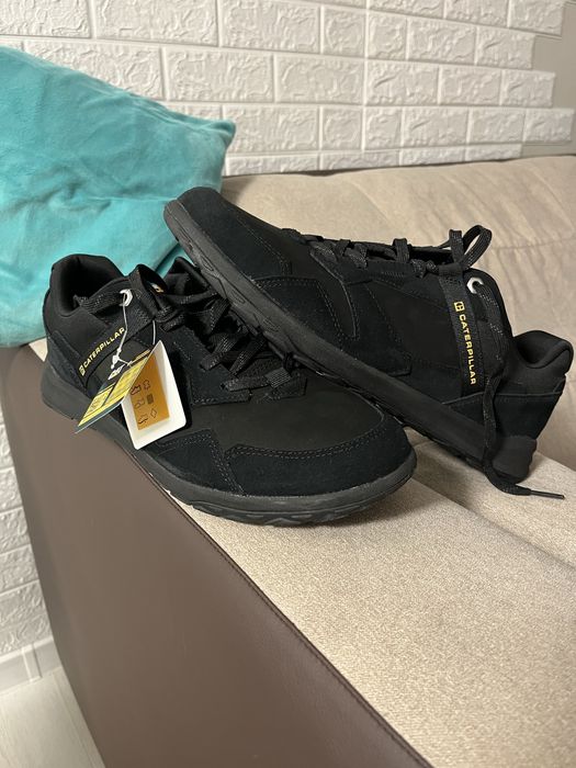 Маратонки  кожа  набук 45 Caterpillar