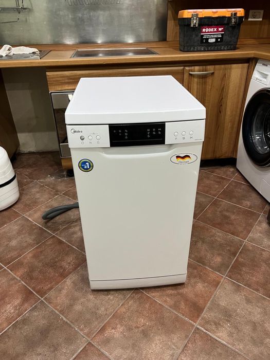 Посудомоечная машина Midea