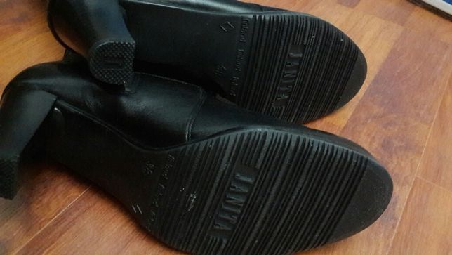 Сапоги женские кожа