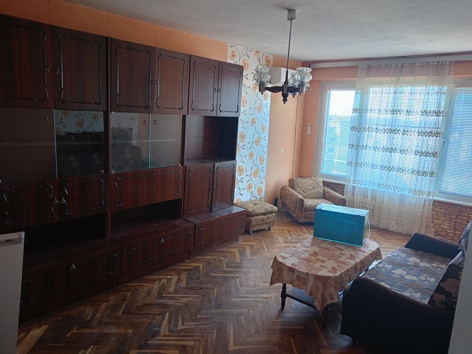 Апартамент под наем