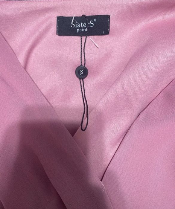 Vand rochie  culoare draguta