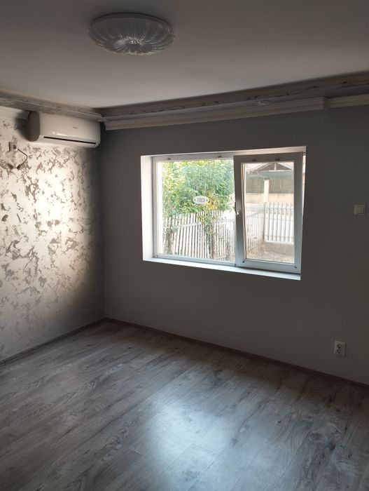 Продава се Къща в Добрич, Христо Ботев - 86 кв.м за 1221 €/кв.м - Снимка #20