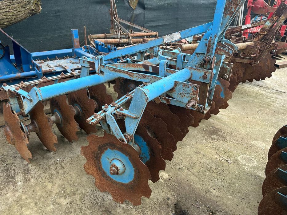 Disc purtat pe rulmenți sau lagăre 5-6-7 talere