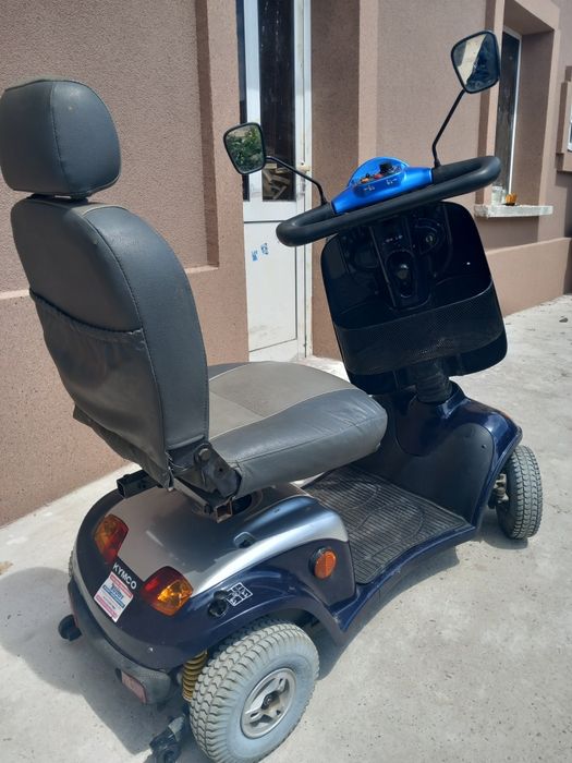 Инвалидна електрическа количка (  четириколка )