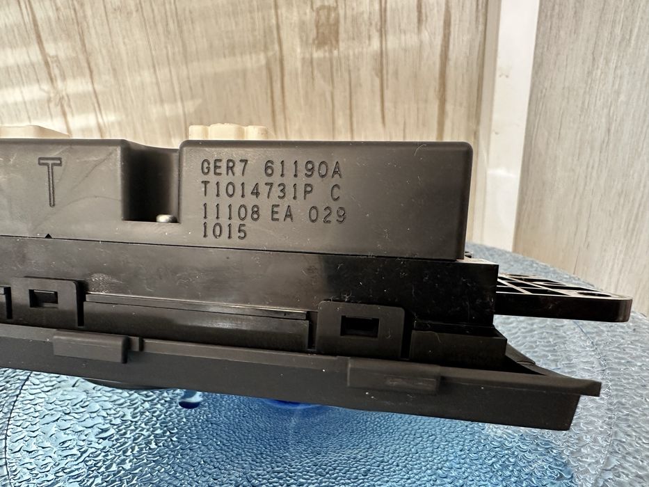 Управление климатроник за Мазда 6 до 2013г.!