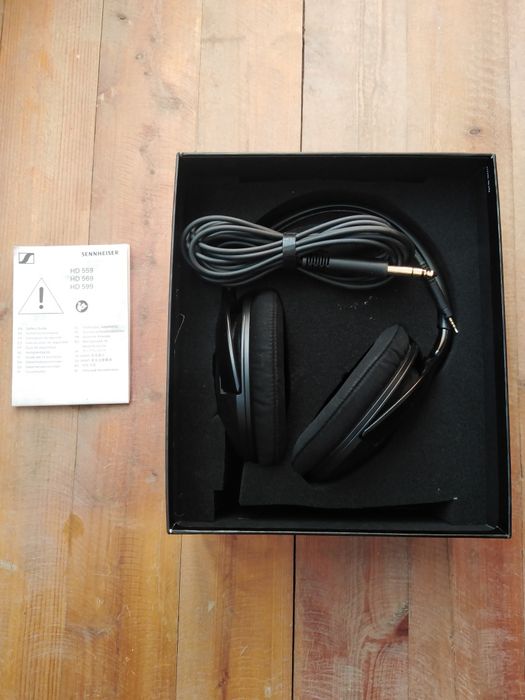 слушалки Sennheiser HD 569
