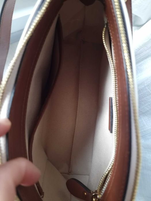 Geanta Marelbo din piele- stare foarte buna