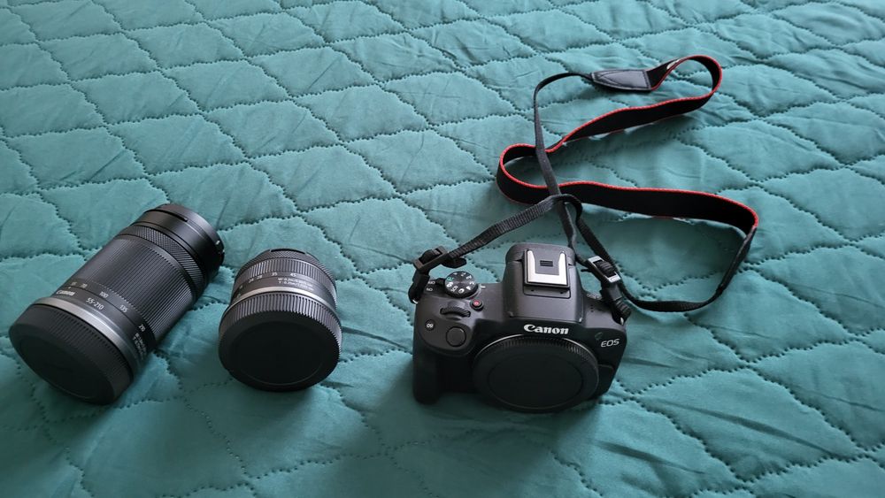 Canon EOS R50 + обектив Canon RF-S 18-45mm + обектив Canon