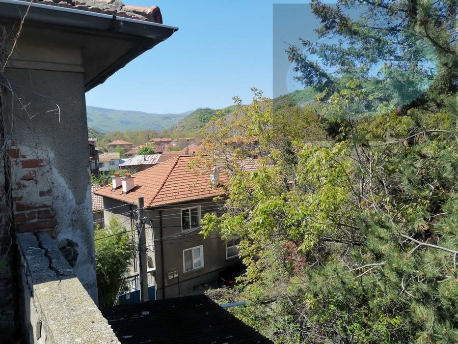 Къща, 664 кв.м.,област Пловдив,село Първенец
