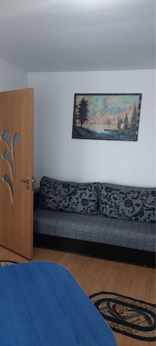 Vand apartament pe strada george cosbuc nr 7 etaj 4 , oras Gherla.
