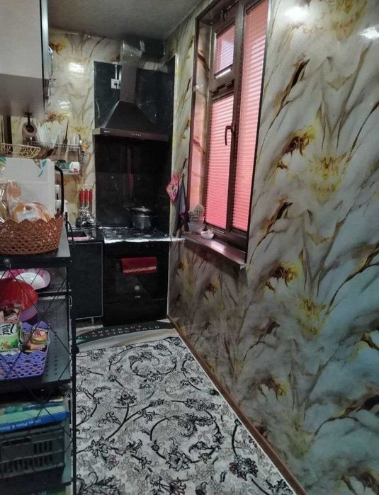 Юнусабад7, 2в3/3/4 2комнатная