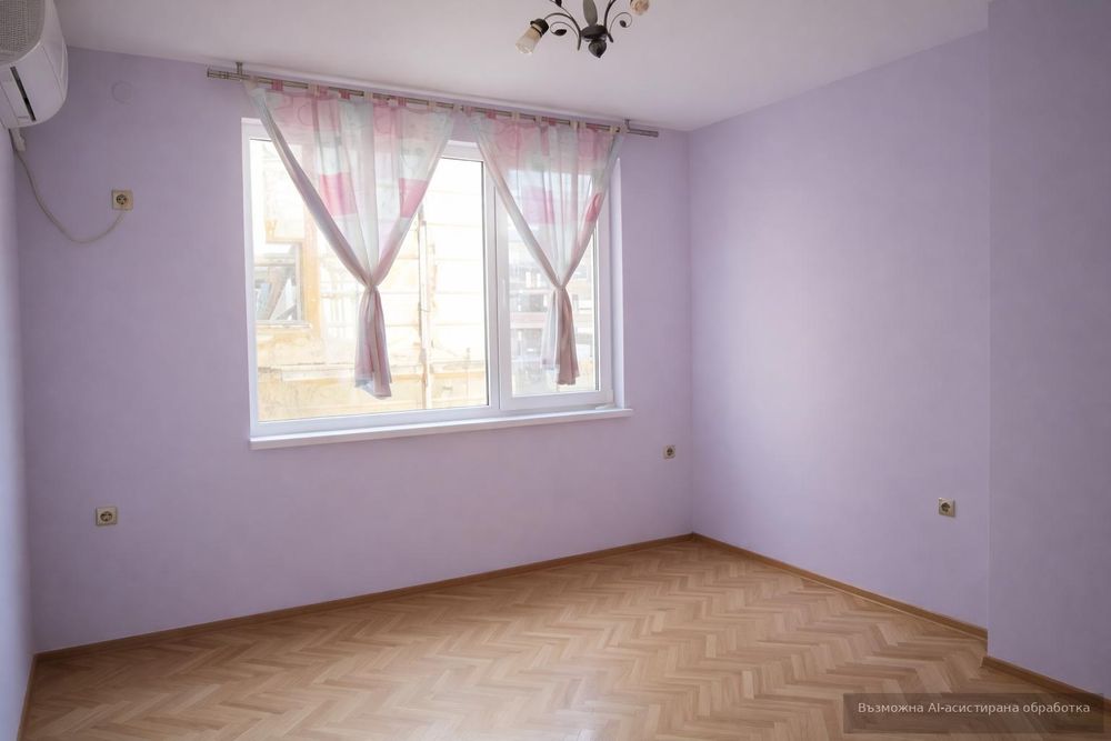 Дава се под наем Четиристаен апартамент в Пловдив, Център - 92 кв.м за 698.19 € - Снимка #3