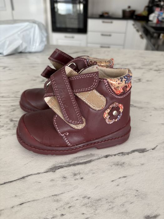 Papuci Salus ortopedici