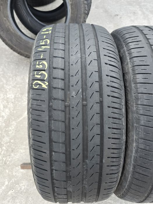 2 Броя 255/45/19 Pirelli 5,2mm
