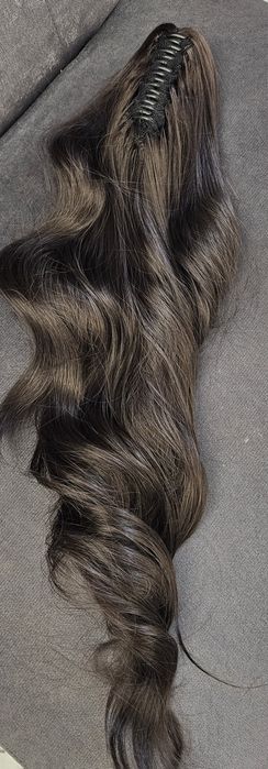 Опашка естествена кестенява.