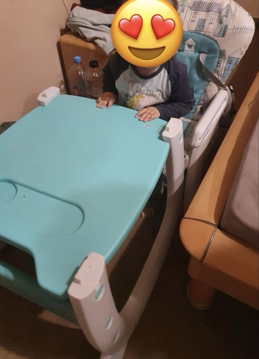 Vând scaun de masă copii