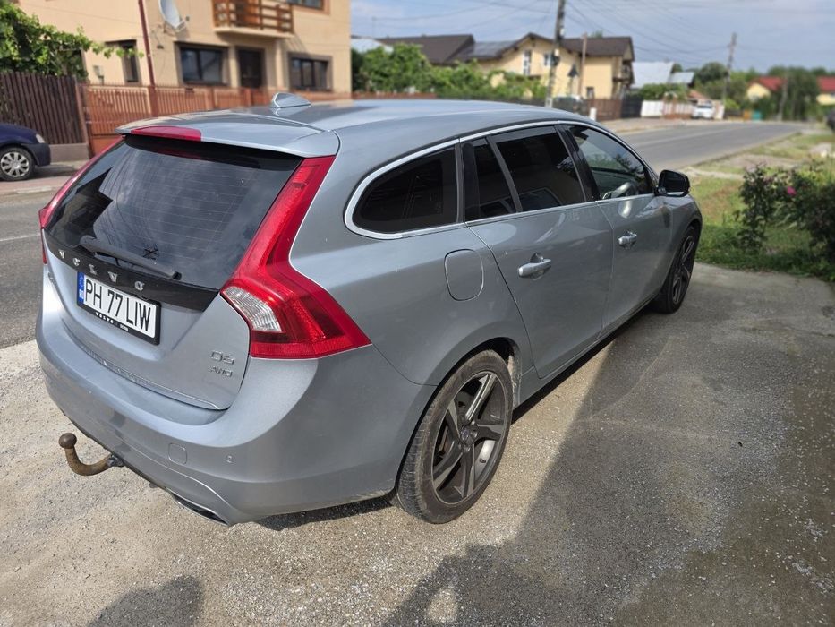 Volvo v60 hibrid 2013