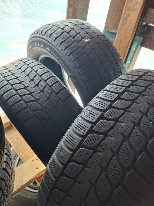 4 бр. 235 60 17 Bridgestone Blizzak LM25 4X4 Зимни гуми
