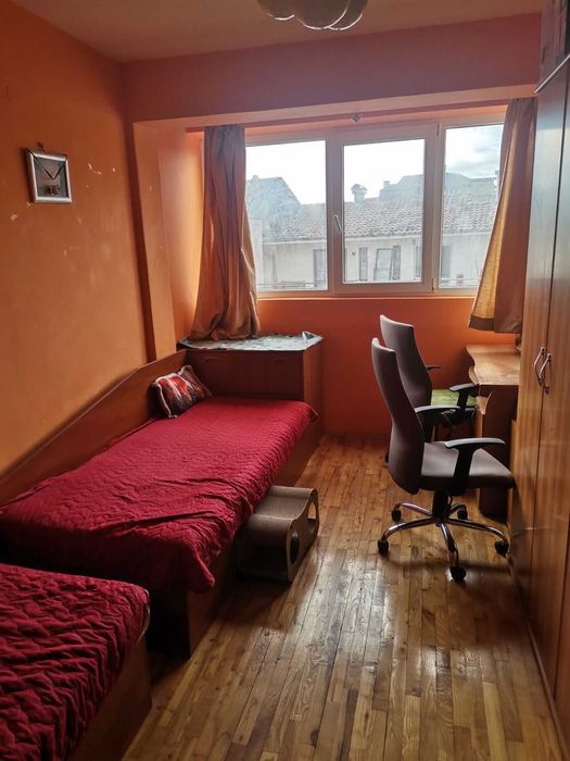 Собственик продава апартамент до Спортна зала