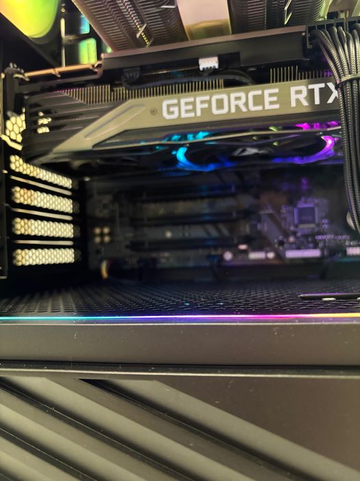 Геймърски компютър AMD Ryzen 9 7900X, RTX 3090 24GB, 64GB ram