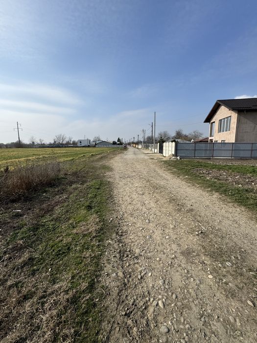 Teren  lot 500 mp Barcanesti de vanzare!