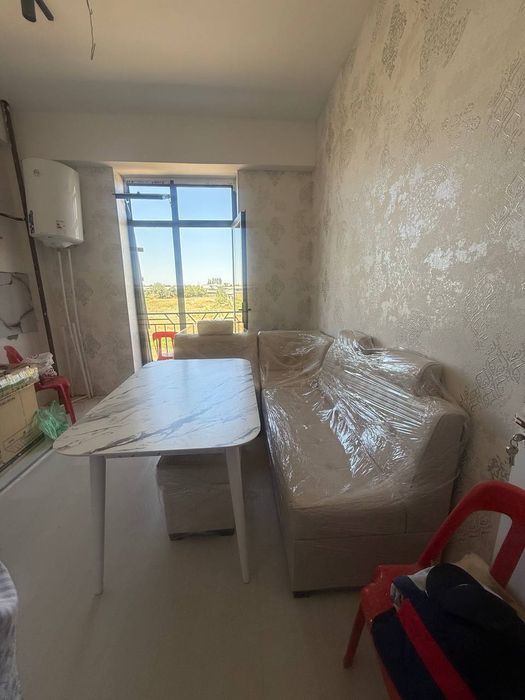 Kvartira  hasanboyda sotiladi