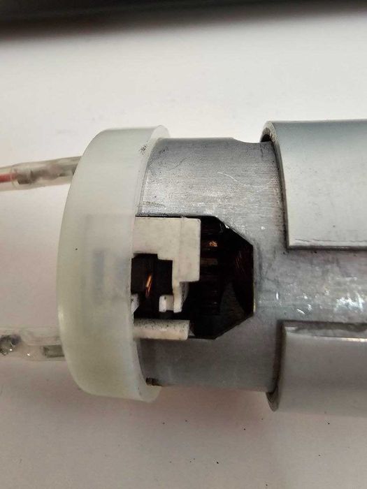 Электродвигатель, для миксера, фена и т.д.