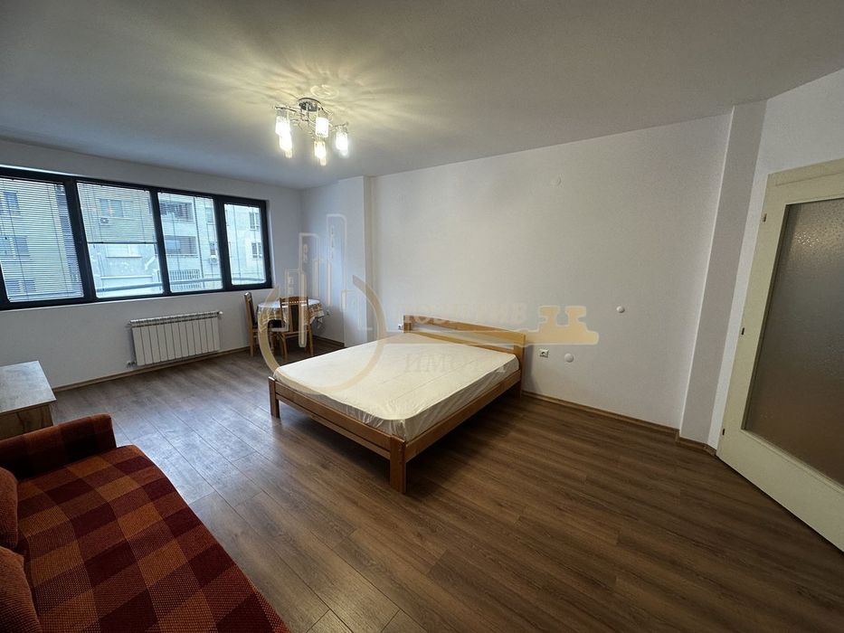 Дава се под наем Тристаен апартамент в София, Стрелбище - 139 кв.м за 997.05 € - Снимка #8