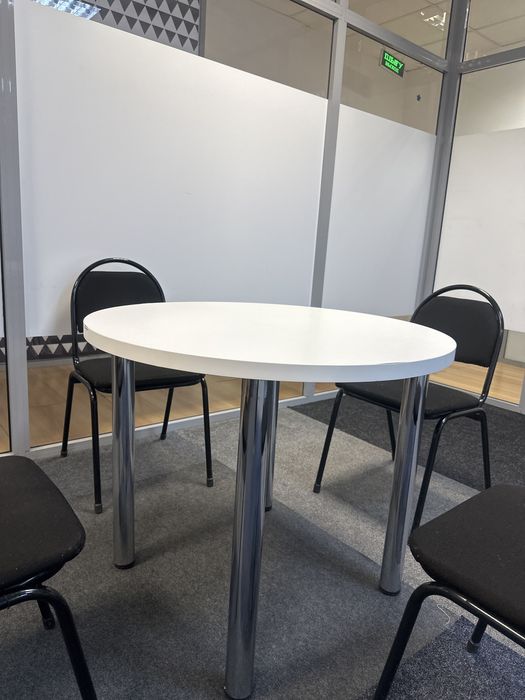 Круглый стол продам срочно