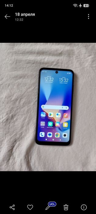 Продается телефон