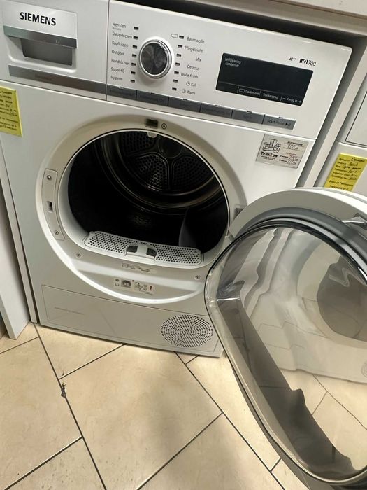 Сушилня с термопомпа Siemens WT47W5S1 енергиен клас A+++