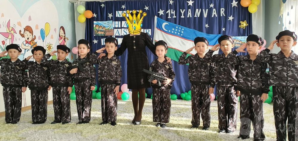 Bolalar uchun prokat kiyimlar sotiladi