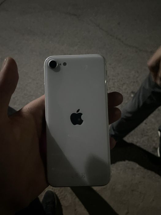 Айфон SE 64гб Акб 100