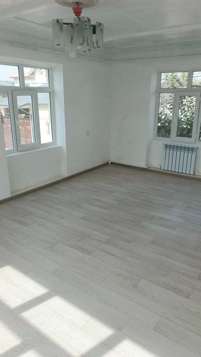 Два дома на участке в 5ти минутах от центра!!