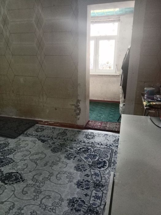1 xonali oq tepa Novza maxallasida
