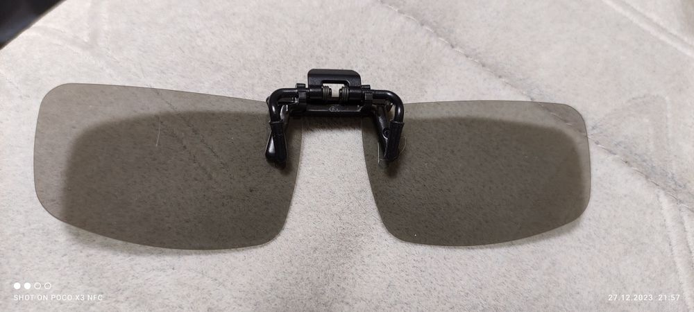 Продаются 3 D очки