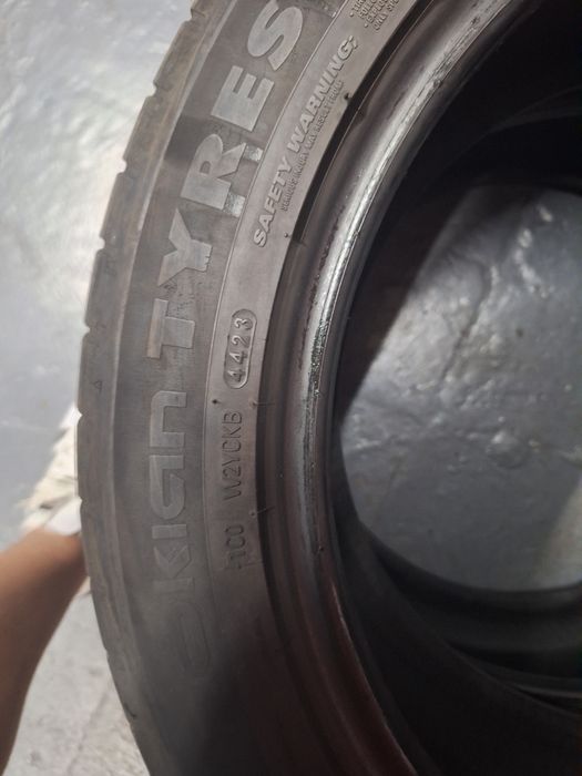 Anvelope vara NOKIAN 245/45/18