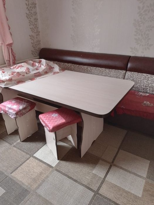 Кухонный уголок