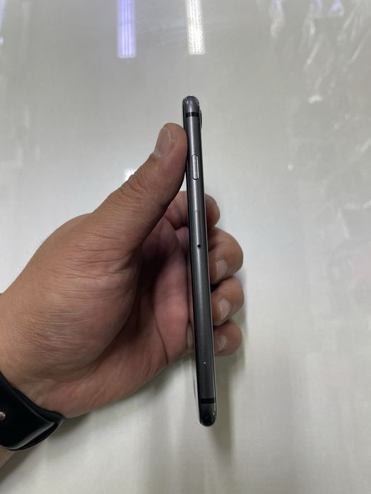 Iphone 8 (64GB) в идеальном состояний
