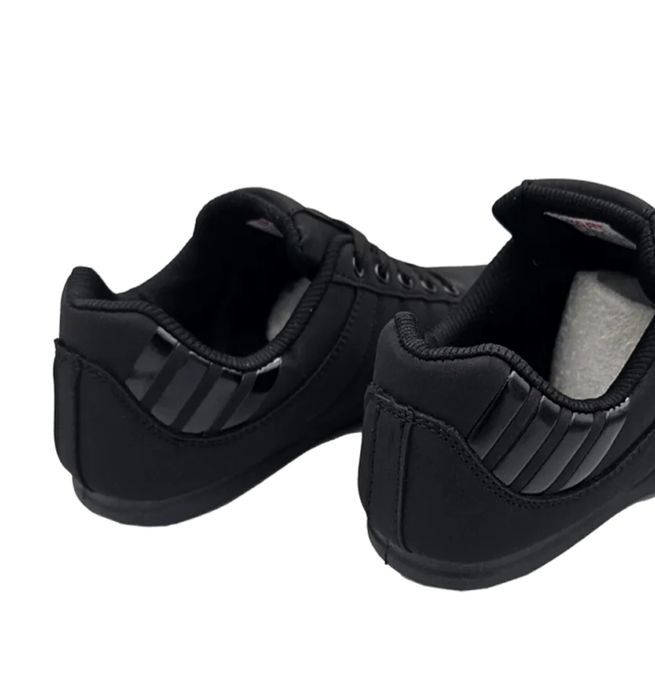 Кроссовки 42 размер