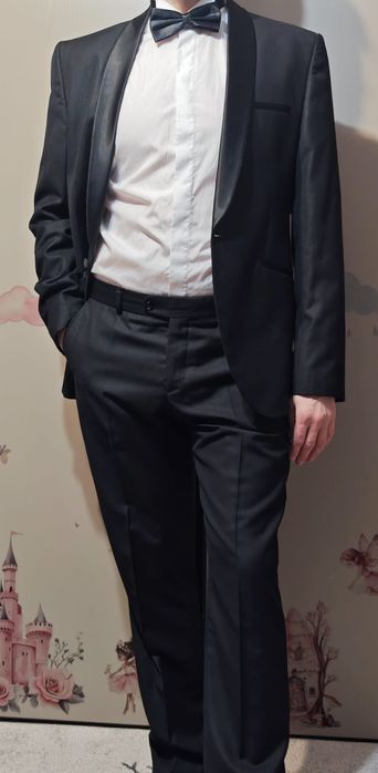 Costum/sacou negru elegant / smoking mărimea 52 + cămașă Bigotti