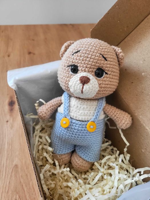 Ursuleț croșetat manual – 16 cm de pură duioșie