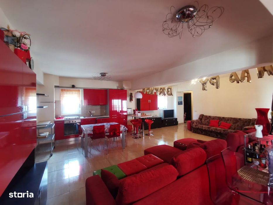 De vânzare apartament 3 camere statiunea Mamaia, zona Butoaie
