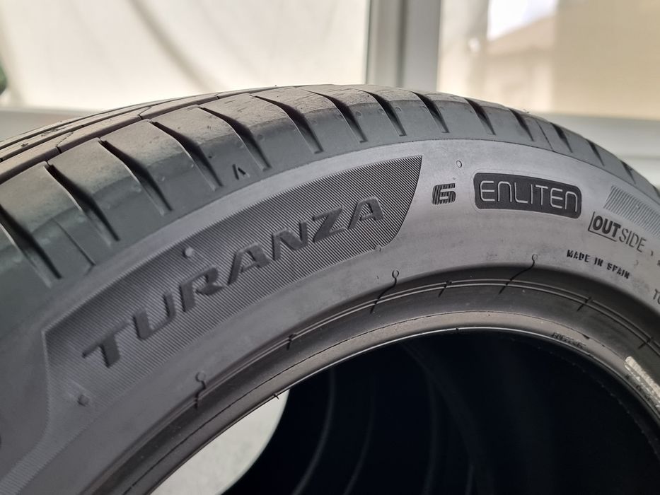 "Dot 24" 215/50/18 Bridgestone 4Броя: 250€ 6.5мм